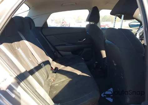 2021 Hyundai Elantra Sel z USA, uszkodzony, nr VIN KMHLS4AG5MU193783